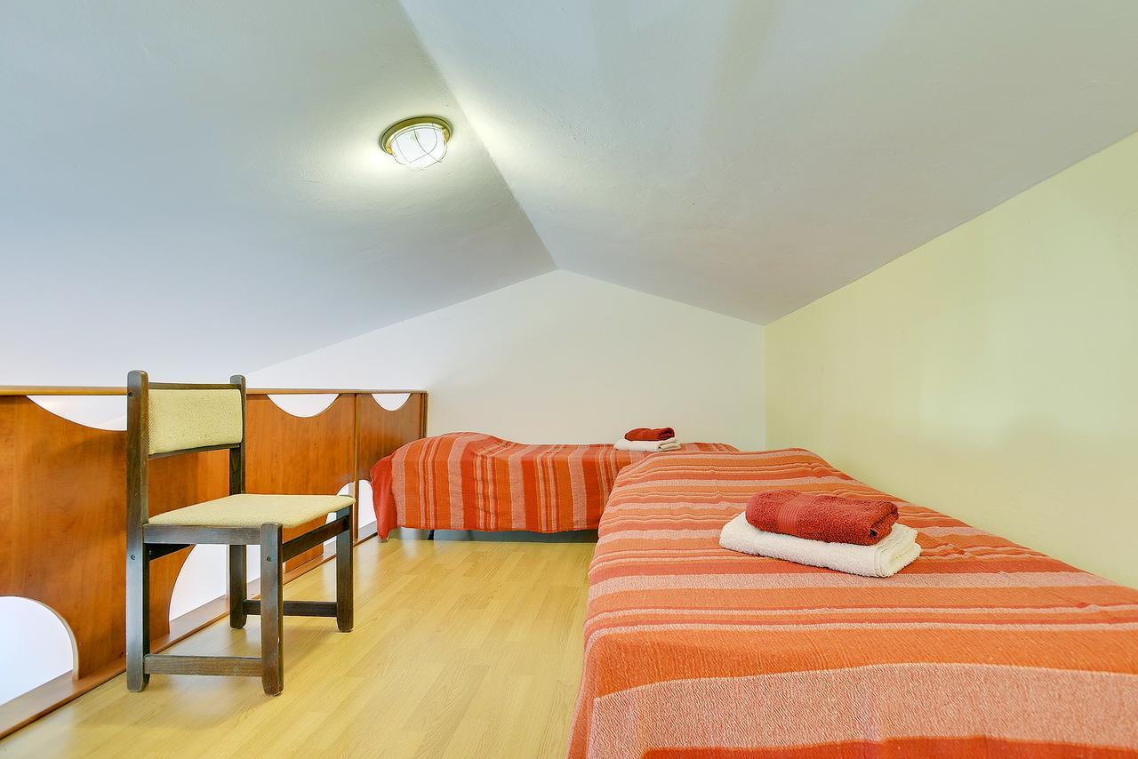 Apartments Ulika 梅杜林 外观 照片